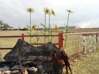 junkyard art 009.jpg