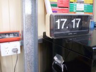 Clock 02.jpg