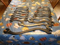 S-shaped wrenches 001.jpg