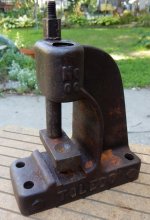 Toledo 00 pipe vise stripped.jpg
