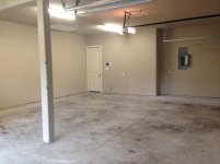 garage floor before-2.jpg