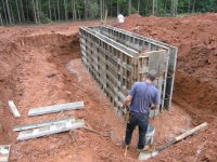 FoundationWalls04.jpg