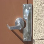 latch plate.JPG