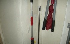 garage corner.jpg