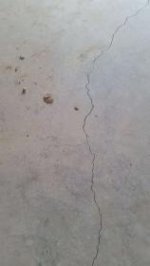crack1.jpg