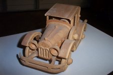 Wooden car 005.jpg