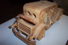 Wooden car 002.jpg