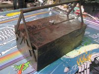 OldToolBoxNr2 001.jpg