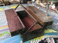 OldToolBoxNr2 002.jpg