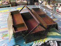 OldToolBoxNr2 003.jpg
