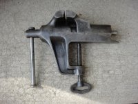 wierdvise1a.JPG