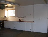 Garage Bench 4 small.JPG