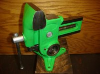 Versa Vise green 002.jpg