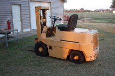 forklift 001.jpg