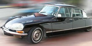 CitroenDS21.jpg
