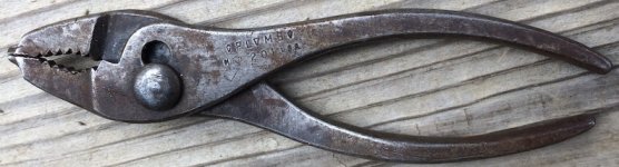 Plomb pliers.jpg