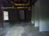 Garage right side.jpg