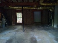 Garage center.jpg