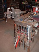 bench vise.jpg
