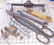 A1 two Ind Rats Wiss Snips TH DOE Lufkin Vise Spinner CO Vise.jpg