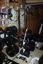 weight plates.jpg