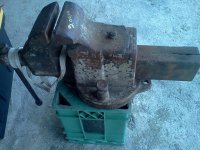 BIG PRENTICE SWIVEL VISE2.jpg