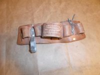 2017 01 25 flea antique Brandon engine stand 004.jpg