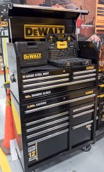 Dewalt-2015-40-inch-Ball-Bearing-Tool-Storage.jpg