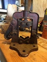 PIPE VISE1.jpg