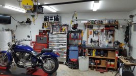 BaresGarage00.jpg