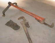 pipe wrench holder 1.JPG