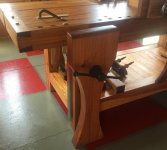 bench legvise.jpg