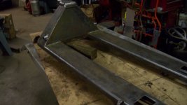 pallet truck 11-21-12 003.jpg