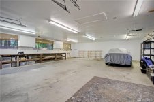 Garage 1.jpg