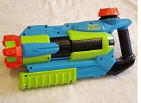 1_123125_122981_2156581_2169644_2170032_04supersoakersneak.jpg.CROP.original-original.jpg