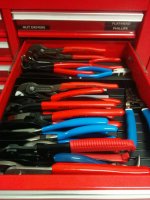 pliers.jpg