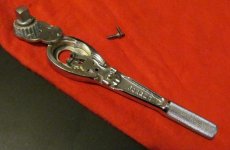Craftsman 3.8 drive chrome ratchet 'circle H' (Ebay 183005876620 01).jpg Craftsman 3.8 drive chrome ratchet 'circle H' (Ebay 183005876620 01).jpg