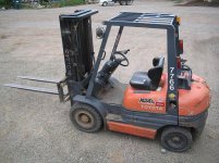 800px-Toyota_forklift.jpg