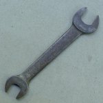 Krieger 1039 1-1.4 x 1-7.16 open-end wrench (Ebay 302590842989 01).jpg Krieger 1039 1-1.4 x 1-7.16 open-end wrench (Ebay 302590842989 01).jpg