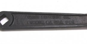 Heller 8-in smooth jaw black Masterench (Ebay 253215369417 05).jpg