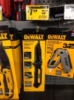 Dewalt-Knife.jpg
