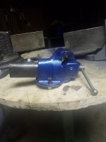 Holland 2-500 jaws-1.jpg