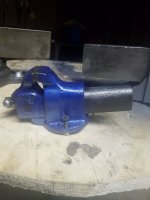 Holland 2-500 jaws-2.jpg