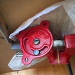 Columbian D33 vise base .jpg