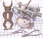 ES1 Boot lock dado sissors dykes.jpg