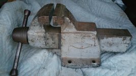 Craftsman_05191_vise_3.jpg