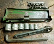 Indestro 1452 'Handy' 19-pc 1.2 & 1.4 hex drive SAE socket set (Private Lugnutz 02).jpg