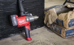 Milwaukee-M18-Fuel-Mud-Mixer-01-770x472 (1).jpg