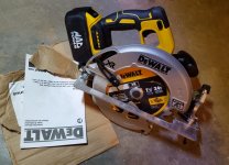 Dewalt DCS570.jpg