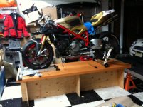 biketable.jpg